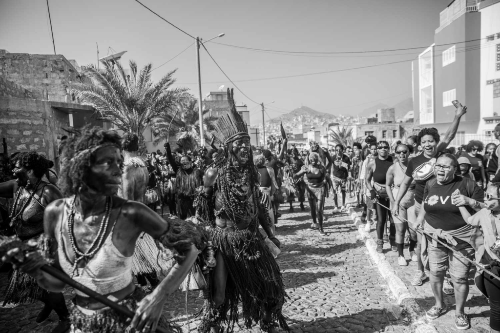 MANDINGO PARADE